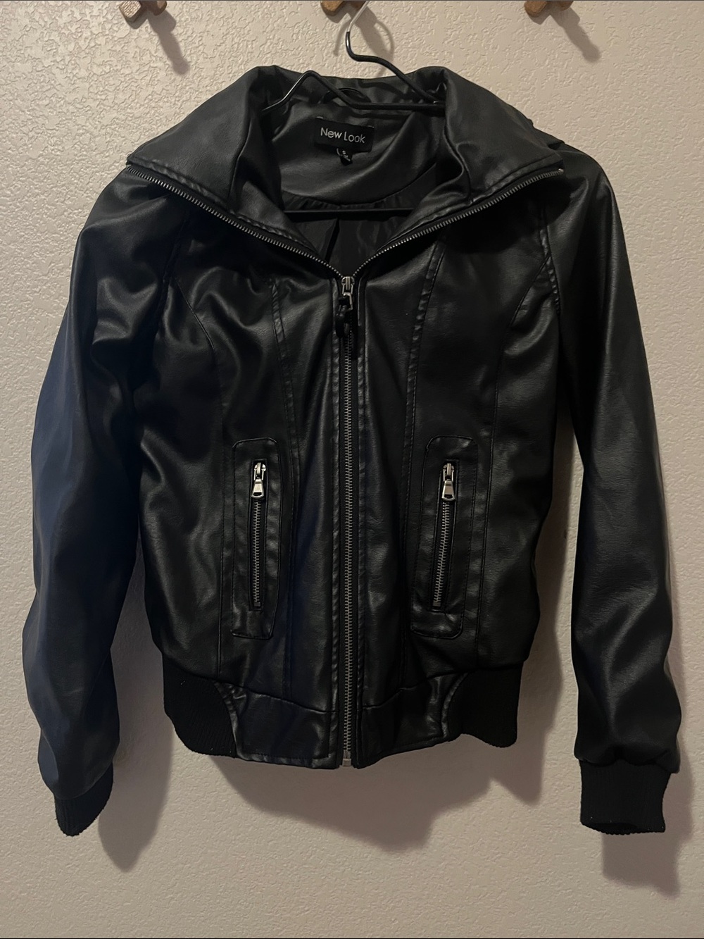 New Look Black Faux Leather Zip-Up Bomber Jacket